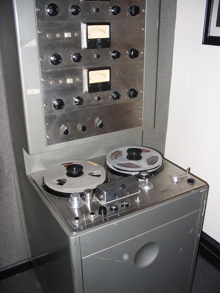 **Ampex model 300 3**